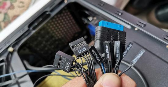 台式电脑电源线接法图解 台式电脑电源线接法图解图片 系统教程 第3张