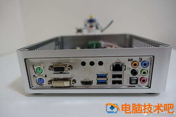 win10桌面壁纸花屏 电脑花屏壁纸 系统教程 第22张