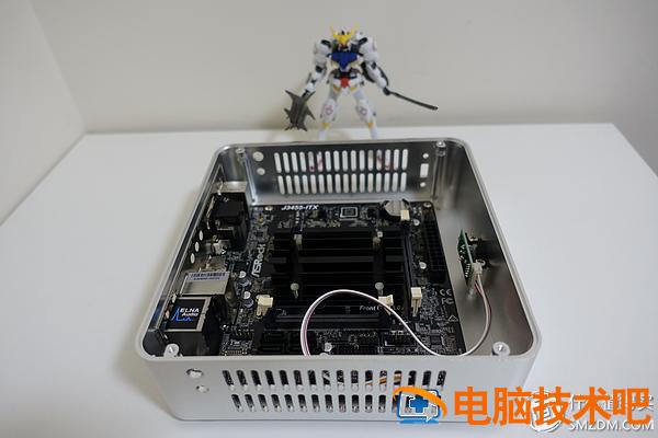 win10桌面壁纸花屏 电脑花屏壁纸 系统教程 第23张