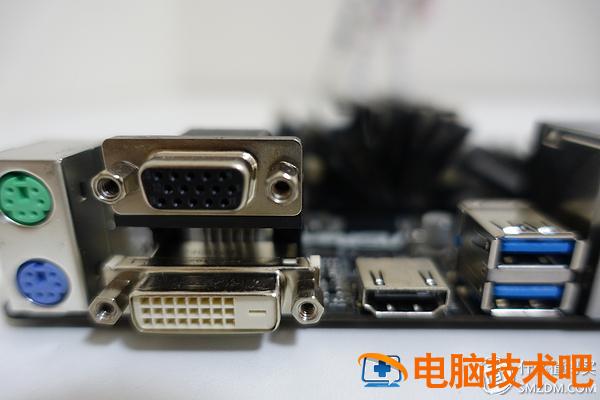 win10桌面壁纸花屏 电脑花屏壁纸 系统教程 第15张