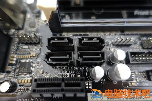 win10桌面壁纸花屏 电脑花屏壁纸 系统教程 第12张