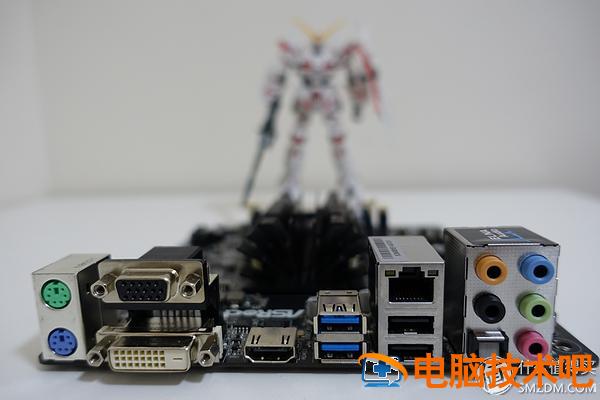 win10桌面壁纸花屏 电脑花屏壁纸 系统教程 第16张
